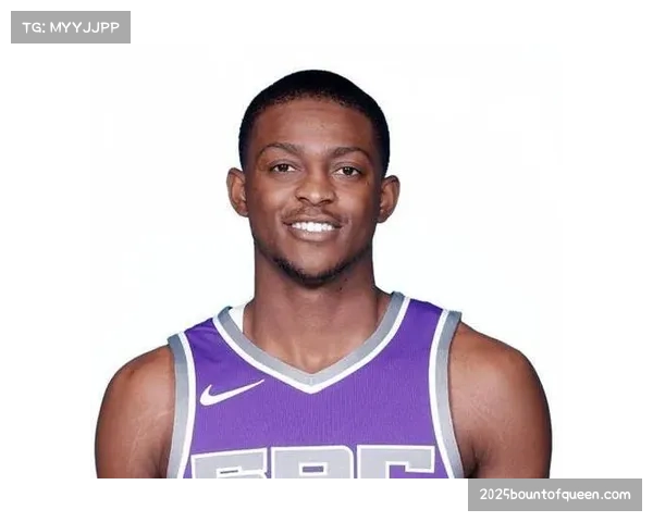 关键时刻：国王后卫福克斯在最后两分钟控制节奏，消耗20秒进攻时间